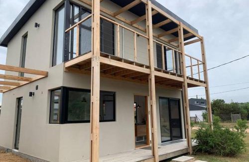Balneario Buenos Aires House | Oceanfront Casa con Vista al Mar - Guest Rated 10/10