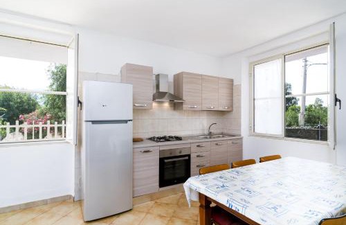 Monte Longu House | Welcoming Casa con Veranda - Pet and Child Friendly Retreat