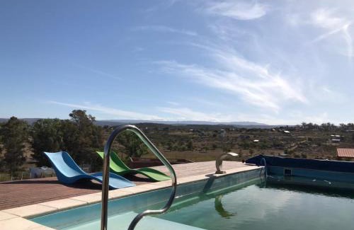 Tanti House | casa con vista 360 a las montañas y pileta