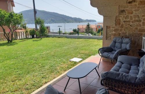 Noia House | Casa con vistas al mar: 4-Star Pet & Child Friendly Retreat