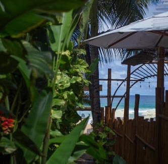 Vila dos Remedios Bed & Breakfast | Elegant Oceanfront Stay at Casa Conceição - Rated 9.7/10