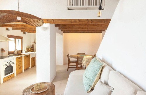 Calella de Palafrugell Hotel | Casa Concha - A Family-Friendly Retreat with Spa Access