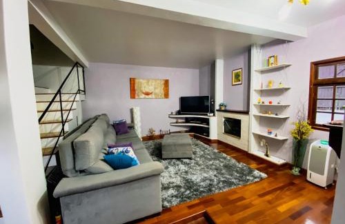 Carapicuiba House | Cozy Casa with Grill in Granja Viana - 4-Star Stay
