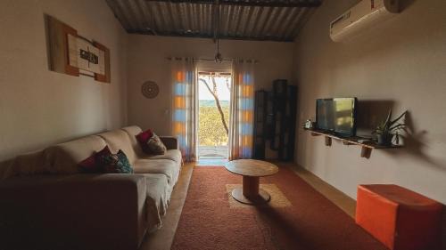 Paranoa House | Cozy Getaway: Nature-Connected Retreat Near the City