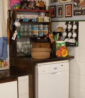Mendoza City Center House | Family-Friendly Casa Confortable Near Parque Central