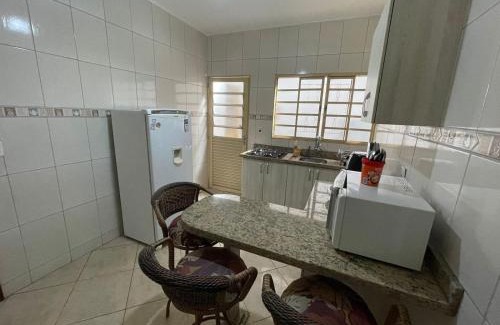 Lavrinhas House | Cozy Casa Conforto: Child-Friendly Haven with Great Reviews