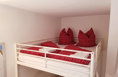 Rudolstadt House | Book Casa Conne: Family-Friendly Stay with Great Reviews
