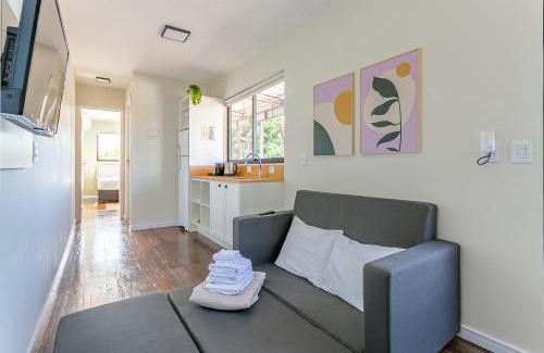 Lagoa da Conceicao Apartment | Cozy Casa Container with Ocean View & BBQ Amenities