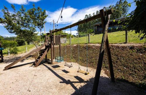 Rio Fortuna House | Guest Rated 9.6: Casa Container - Family & Pet Friendly Stay