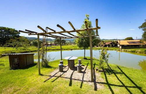 Rio Fortuna House | Guest Rated 9.6: Casa Container - Family & Pet Friendly Stay