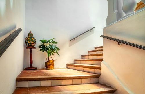 Castello d'Empuries House | Exceptional Casa Contreras: Family-Friendly 4-Star Retreat