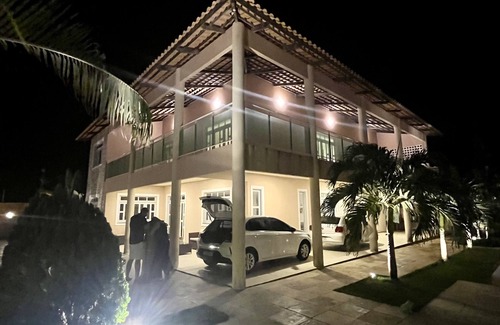 Itarema House | Relax at Casa Coqueiral: Beach House with Pool for Families