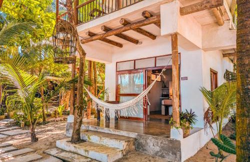 Palomino Hotel | Discover Casa Coraje: Family-Friendly Beachfront Retreat