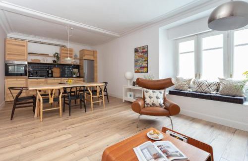 L'Antiga Esquerra de l'Eixample Apartment | Discover Casa Cosi - Eixample: 4-Star, Family Friendly Stay