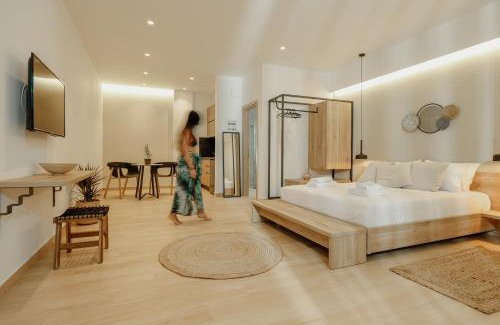 Kanali Apartment | Guest-Rated Casa Costa Suites Plus with Pool & Breakfast