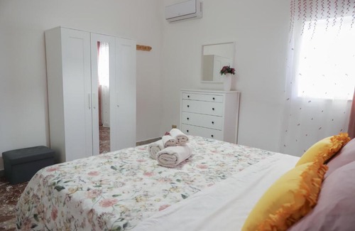 Capaci House | Family-Friendly Getaway at Casa Costanzo – Rated 9/10