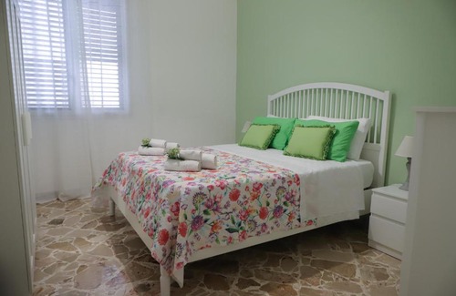 Capaci House | Family-Friendly Getaway at Casa Costanzo – Rated 9/10