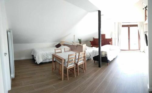 Gavin Apartment | Family-Friendly Casa Cotefablo in Biescas Rated 9.3/10