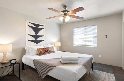 Tucson House | Casa Cozy: 4 BR Oasis with Pool & Pet-Friendly Garden Retreat