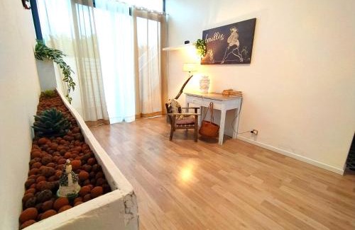Casuzze Apartment | Pet-Friendly Stay at Casa Cristina Beach - Rated 9.4/10