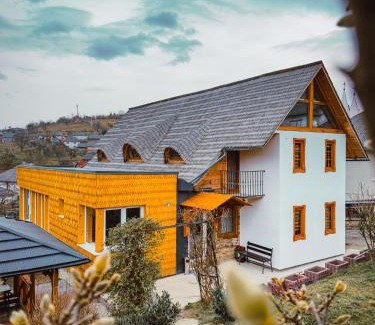 Poienile Izei House | Perfect Retreat at Casa cu Magnolii with Hot Tub & More