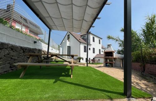 Redondela Cabin | Pet-Friendly Casa Cuartel with Ocean View and High Rating