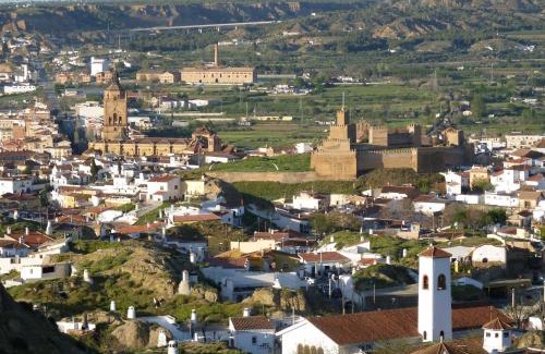 Guadix House | Family-Friendly Casa Cueva Guadix with Outstanding 9.4 Rating