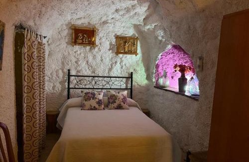 Fontanar House | Discover Casa Cueva La Fuente: Pet-Friendly Retreat