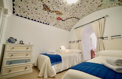 Guadix House | Family-Friendly Casa Cueva Los Mosaicos with 9.5/10 Rating