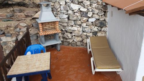 Tejeda House | Family-Friendly Retreat at Casa Cueva Manuel y María