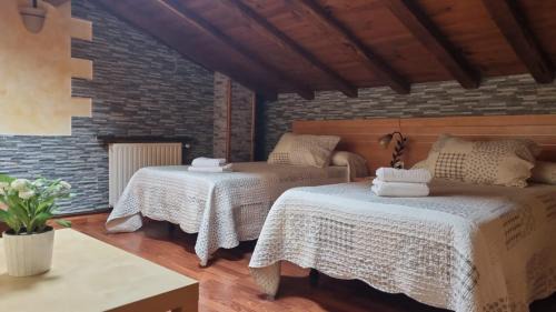 Aller House | Family-Friendly Retreat at Casa Cuevas - Guest Rated 9.6