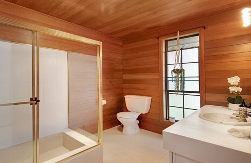 Culburra Beach House | Casa Culburra: Modern Retreat with Pool & Billiards