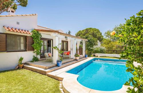 Elviria Villa | Discover Casa Cumbre: Family-Friendly Oasis with Pool