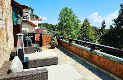 Campos do Jordao Cottage | Discover Casa Dália at Toriba Resort with Family Amenities