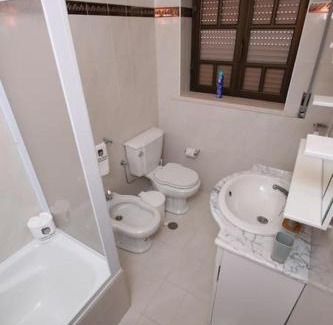 Porto de Mos House | Beachfront Bliss at Casa Dávó - Pet Friendly & Family Fun