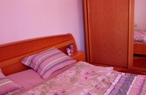 Resita House | Family-Friendly Getaway at Casa Dănuț Hotel