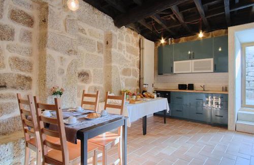 Queira House | Casa D'Alice: Pet-Friendly Retreat with High Guest Ratings