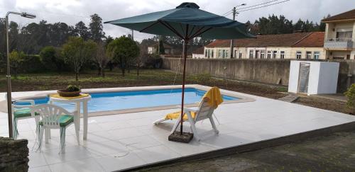 Ovar House | Discover Casa da Carlota: Pet-Friendly Oceanfront Retreat
