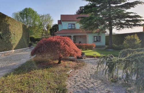 Frades House | Oceanfront Bliss at Casa da Agra - Rated 9.3/10 by Guests