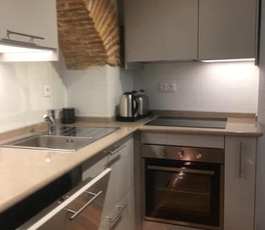 Santarem House | Discover Casa da Alcacova: Rated 10/10 with Pool Access
