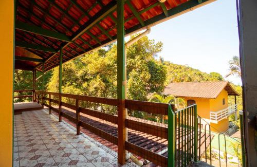 Almada House | Experience Casa da Almada: Pet-Friendly Stay Near the Beach