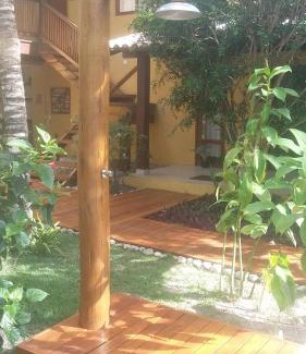 Arraial d'Ajuda Hotel | Exceptional Casa da Arvore Apartamentos with Pool & Breakfast