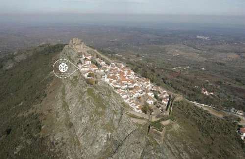 Marvao House | Highly Rated Casa da Arvore with Family-Friendly Amenities