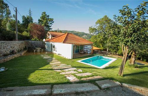 Moure House | Pet-Friendly Casa da Assudra with Ocean View & Pool