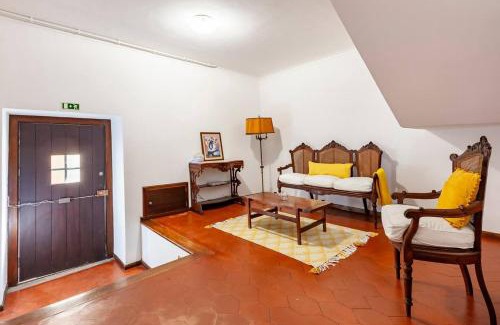 Guimaraes House | Discover Casa da Avó Zilda: 4-Star Child-Friendly Retreat