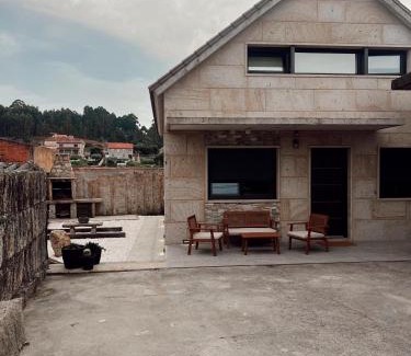 Sanxenxo House | Oceanfront Comfort at Casa da Avoa Sanxenxo