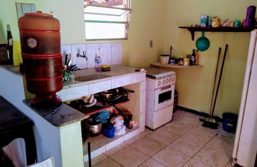 Macae House | Cozy Casa da Cachoeira by the Riverside for Families & Pets