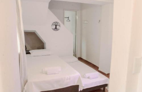 Andarai House | Family-Friendly Getaway: Casa para 4 in RJ with WiFi