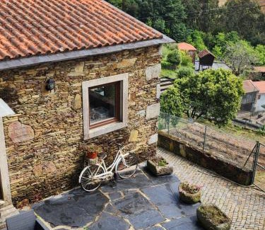 Esposade Villa | Discover CASA DA CASADA VILLA RURAL - FOZ DO DOURO Retreat