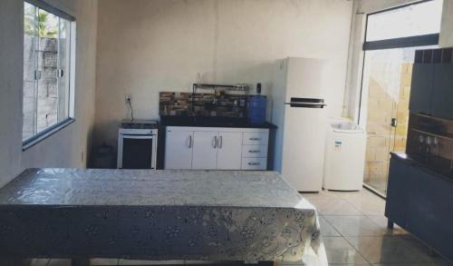 Caravelas House | Cozy Casa da Cris: Pet-Friendly Oasis at Praia do Grauçá